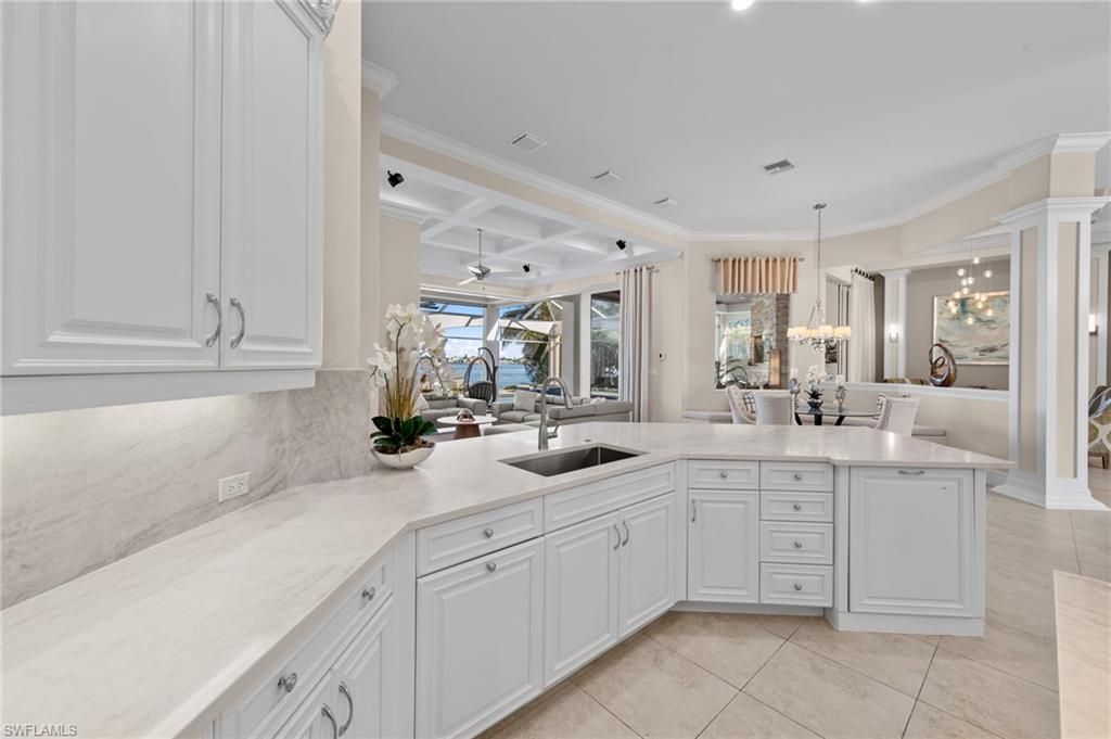 Chandelier, Dining room, Interior, Kitchen, Pendant Lights, Recessed Lighting