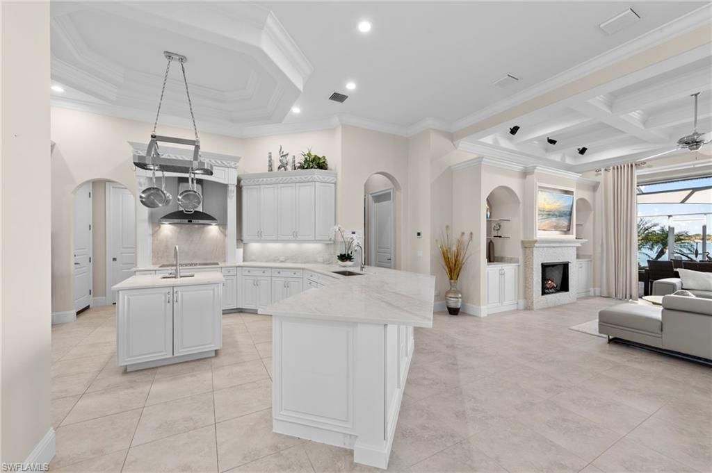 Fireplace, Interior, Kitchen, Living room, Pendant Lights, Recessed Lighting