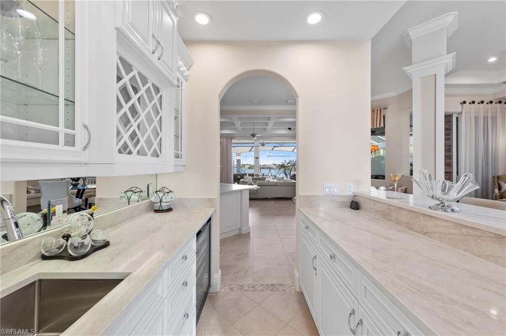 Interior, Kitchen, Recessed Lighting, Water