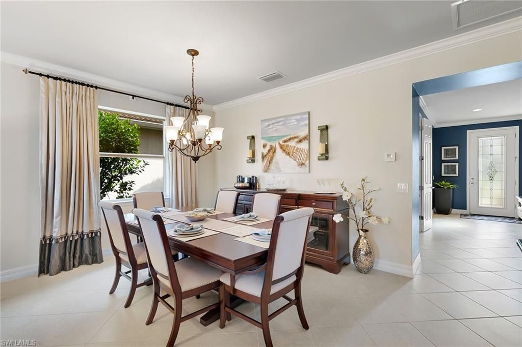 Chandelier, Dining room, Interior, Recessed Lighting