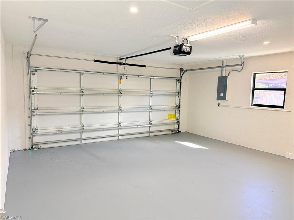Garage, Interior, Recessed Lighting
