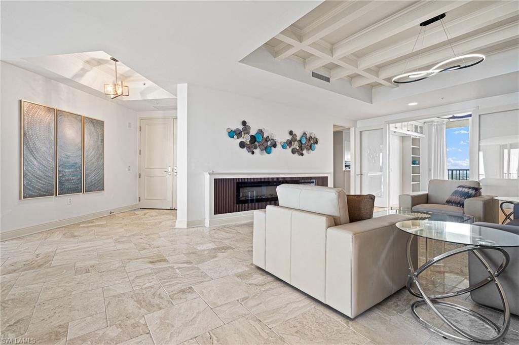 Fireplace, Interior, Living room, Pendant Lights, Recessed Lighting