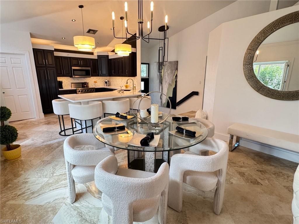 Dining room, Interior, Kitchen, Pendant Lights, Recessed Lighting