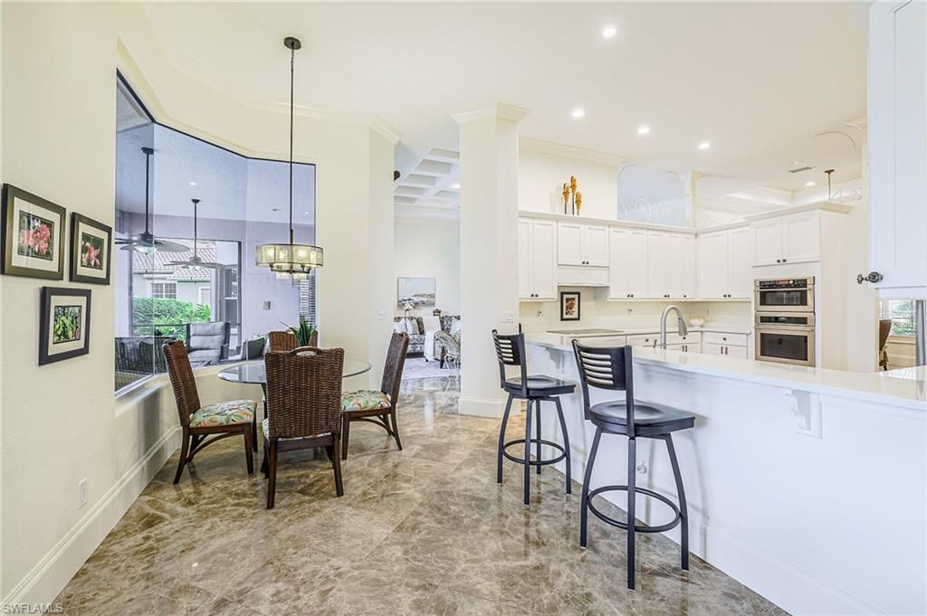 Dining room, Interior, Kitchen, Pendant Lights, Recessed Lighting, Stainless Steel Appliances