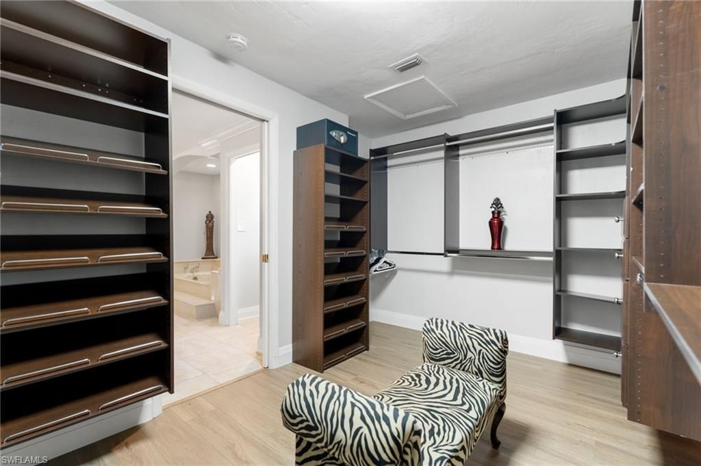 Interior, Recessed Lighting, Walk-in Closets, Wood Texture Flooring