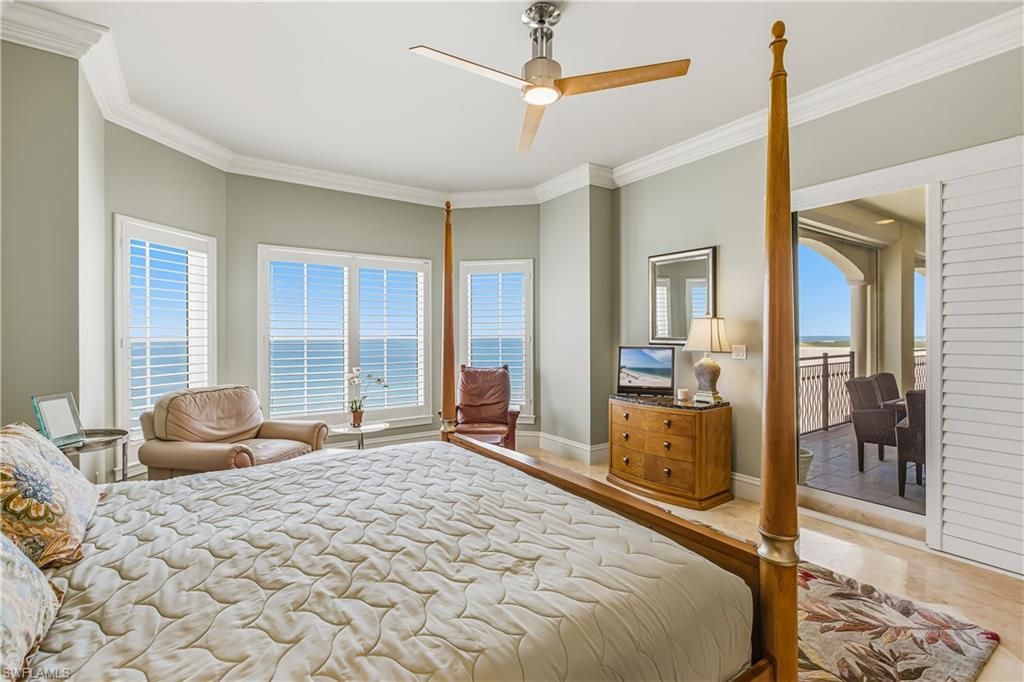 Bedroom, Interior, Water