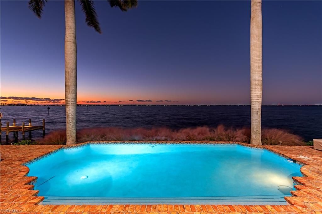 Exterior, Pool, Water