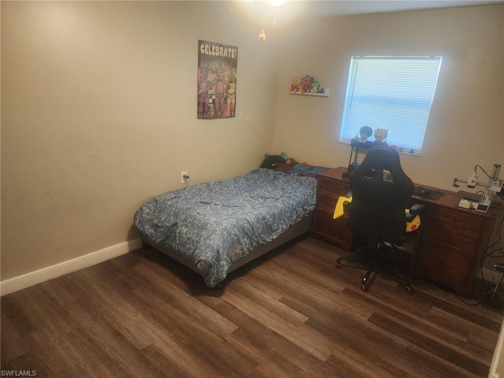 Bedroom, Home Office, Interior, Wood Texture Flooring