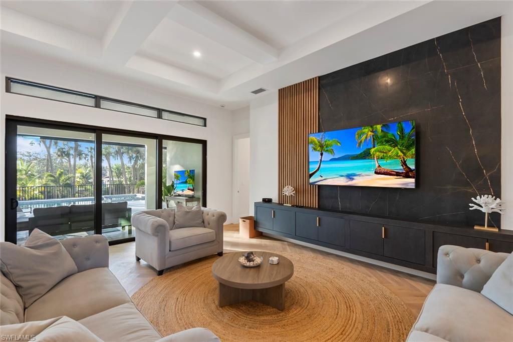 Interior, Living room, Recessed Lighting, Wood Texture Flooring