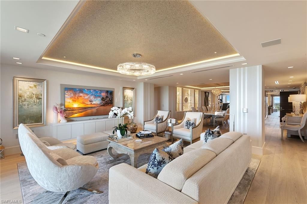 Chandelier, Dining room, Interior, Living room, Recessed Lighting, Wood Texture Flooring