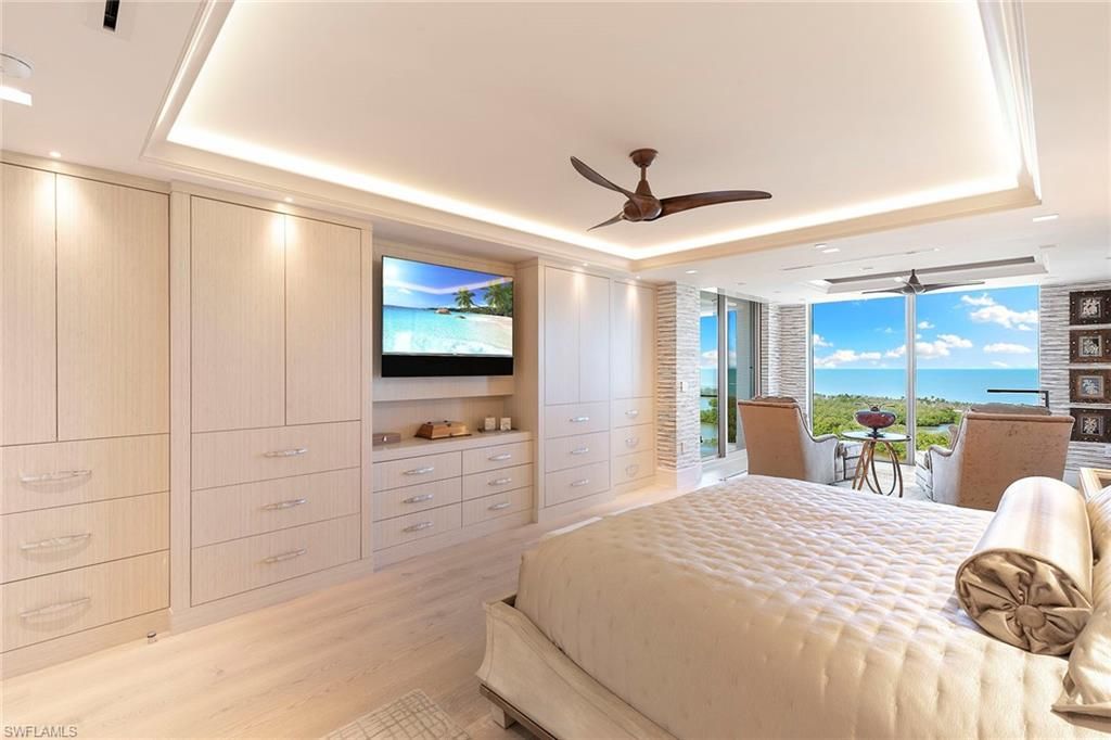 Bedroom, Interior, Recessed Lighting, Water, Wood Texture Flooring