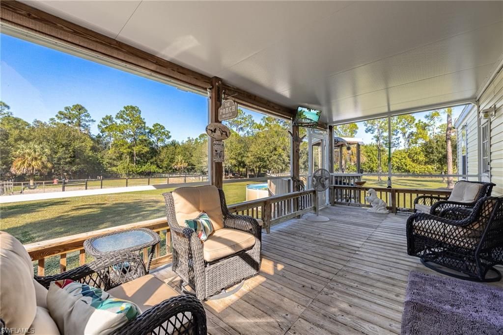 Interior, Sun Room, Wood Texture Flooring