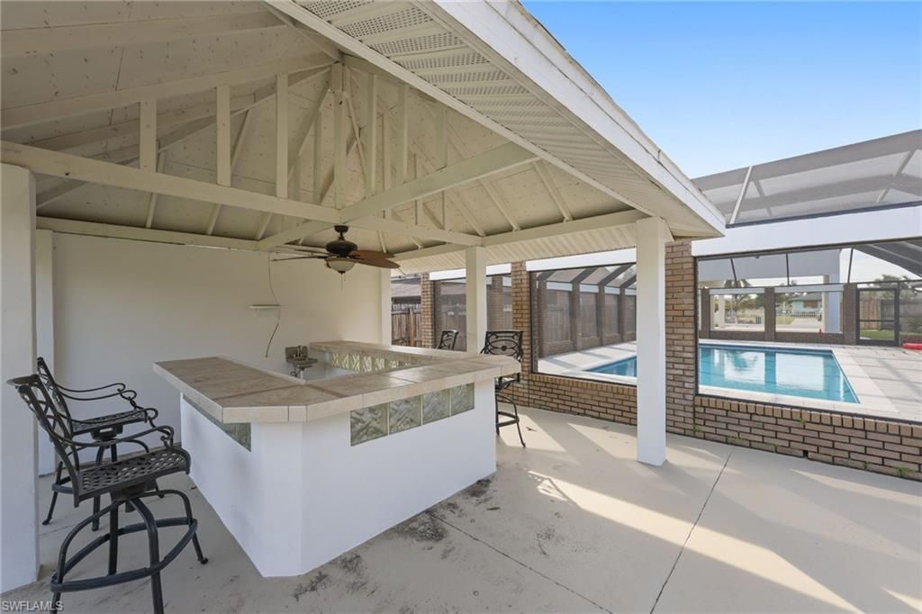 Exterior, Pool, Sun Room