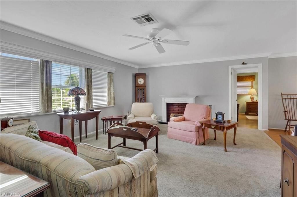 Fireplace, Interior, Living room