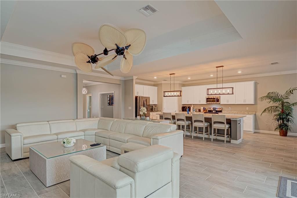 Dining room, Interior, Kitchen, Living room, Pendant Lights, Recessed Lighting, Wood Texture Flooring