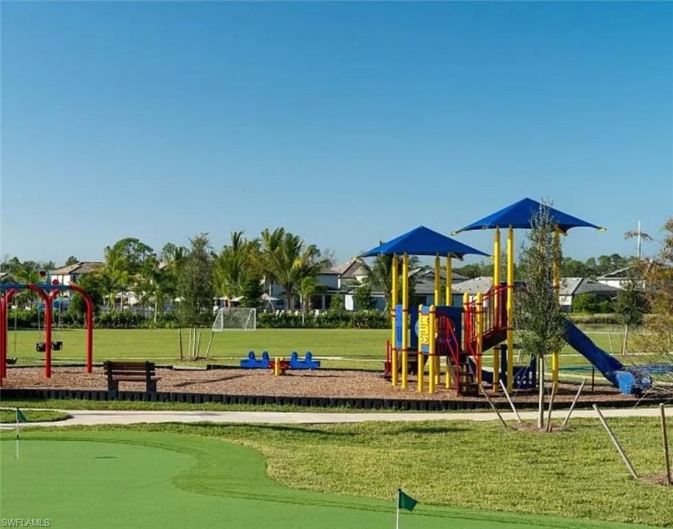 Backyard, Exterior, Playground