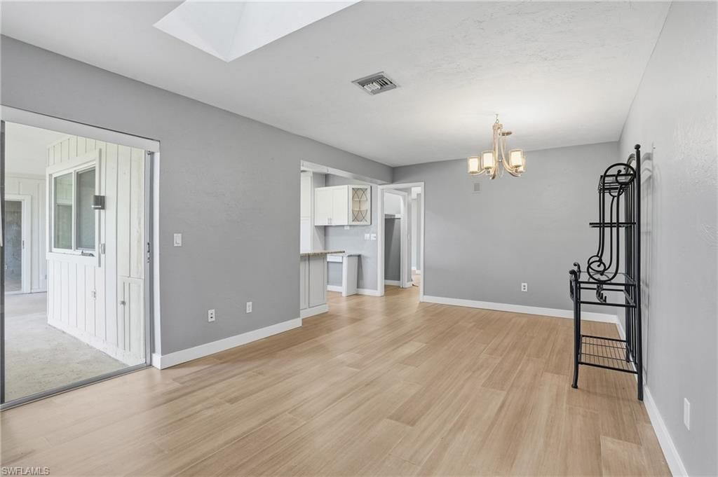 Chandelier, Empty room, Interior, Wood Texture Flooring