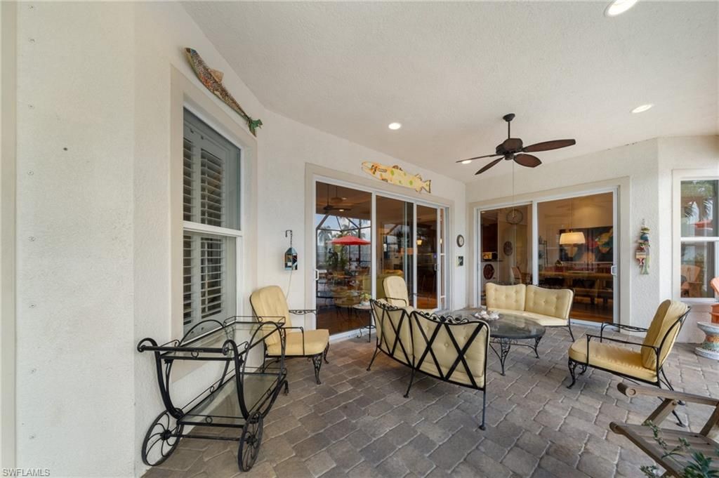 Exterior, Interior, Living room, Recessed Lighting