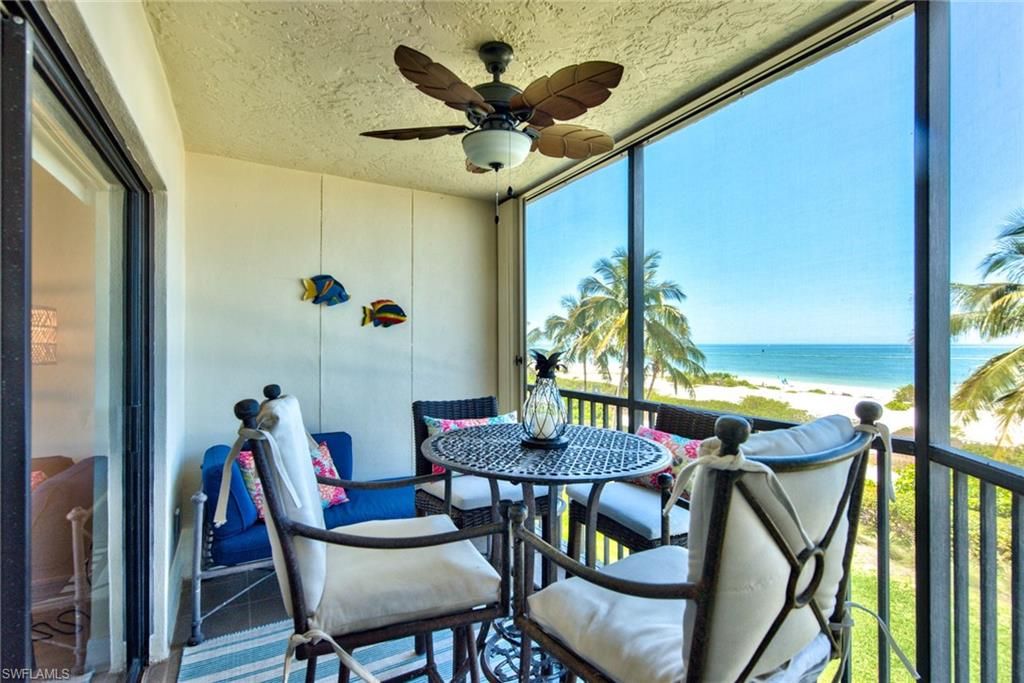Interior, Sun Room, Water