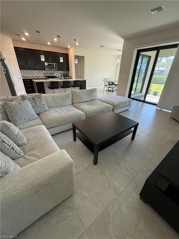 Interior, Kitchen, Living room, Pendant Lights, Recessed Lighting