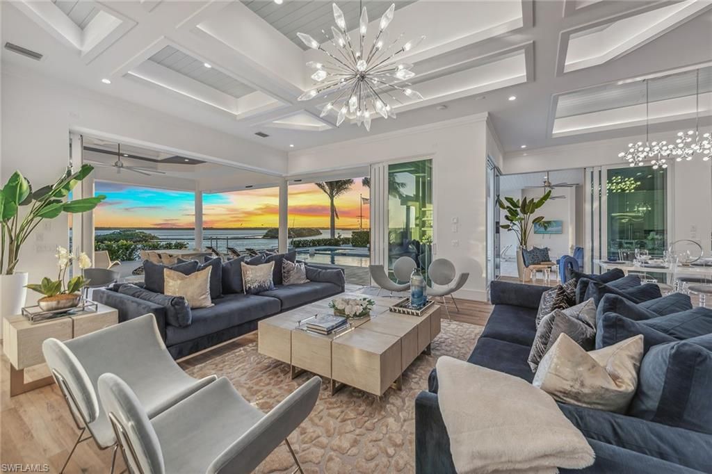 Interior, Living room, Pendant Lights, Recessed Lighting, Water, Wood Texture Flooring