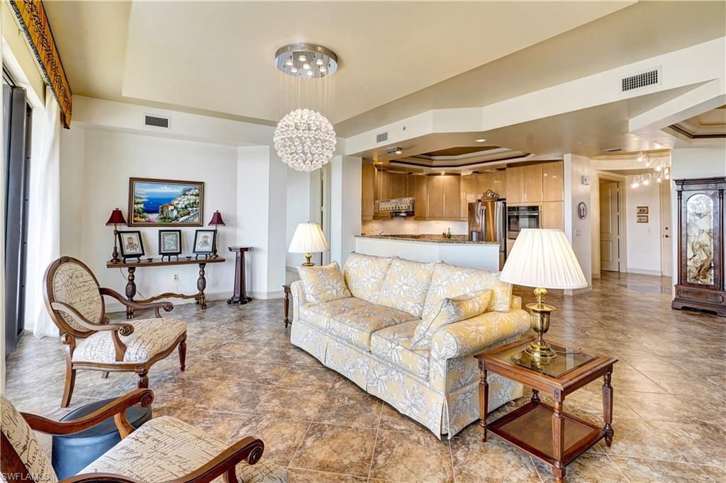 Interior, Kitchen, Living room, Pendant Lights, Recessed Lighting, Stainless Steel Appliances