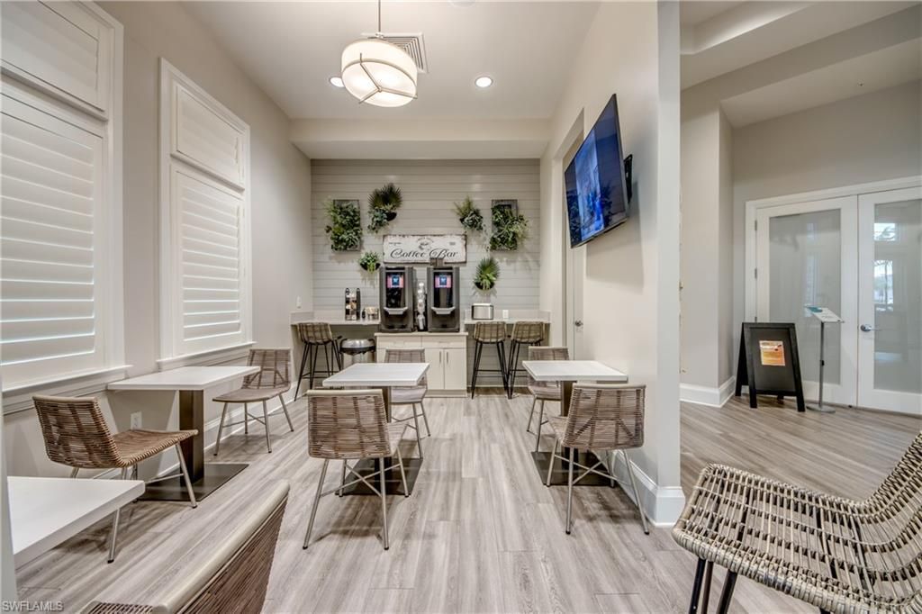 Interior, Pendant Lights, Recessed Lighting, Wood Texture Flooring