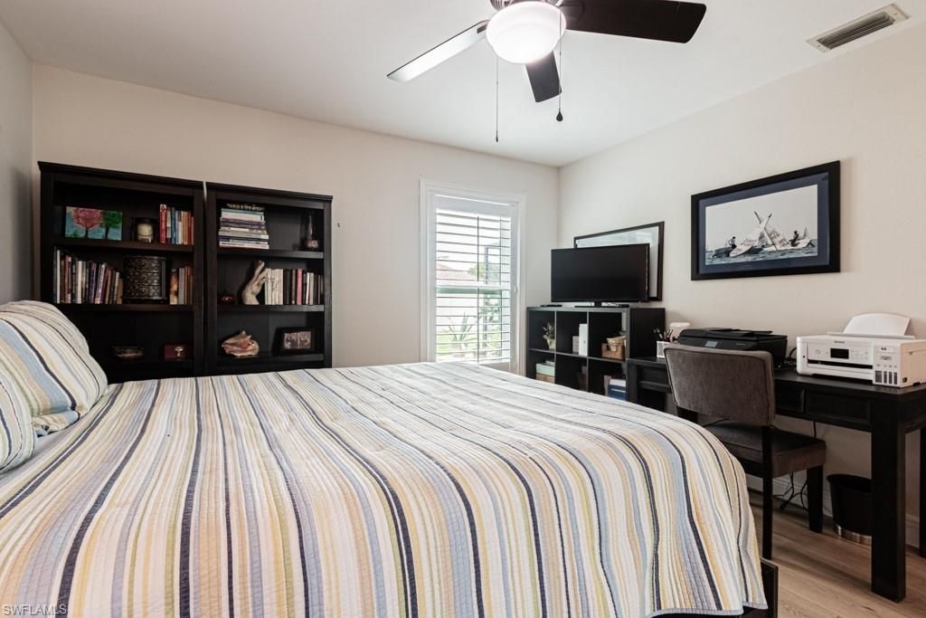 Bedroom, Home Office, Interior, Wood Texture Flooring