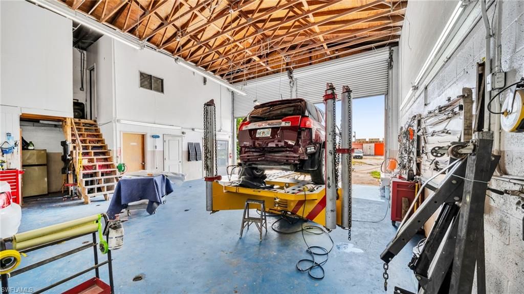 Interior, Wooden Beams