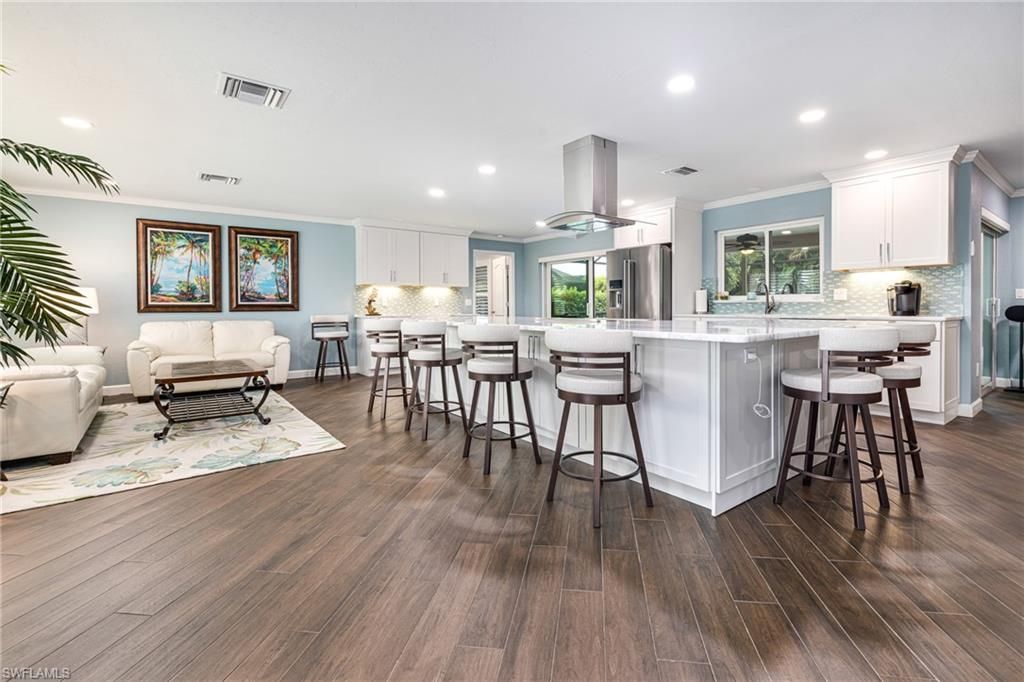 Interior, Kitchen, Living room, Recessed Lighting, Wood Texture Flooring