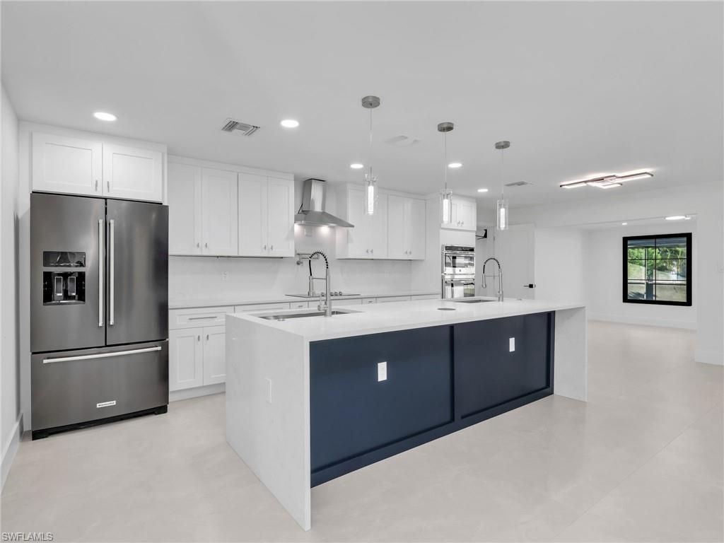 Interior, Kitchen, Pendant Lights, Recessed Lighting, Stainless Steel Appliances