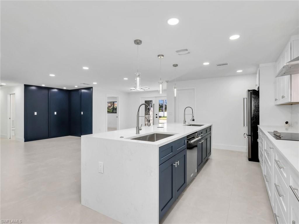 Interior, Kitchen, Pendant Lights, Recessed Lighting