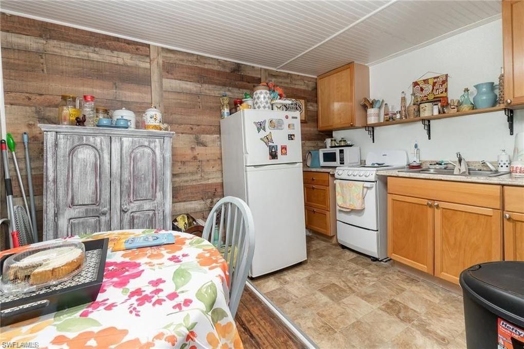Interior, Kitchen, Washer, Wooden Walls