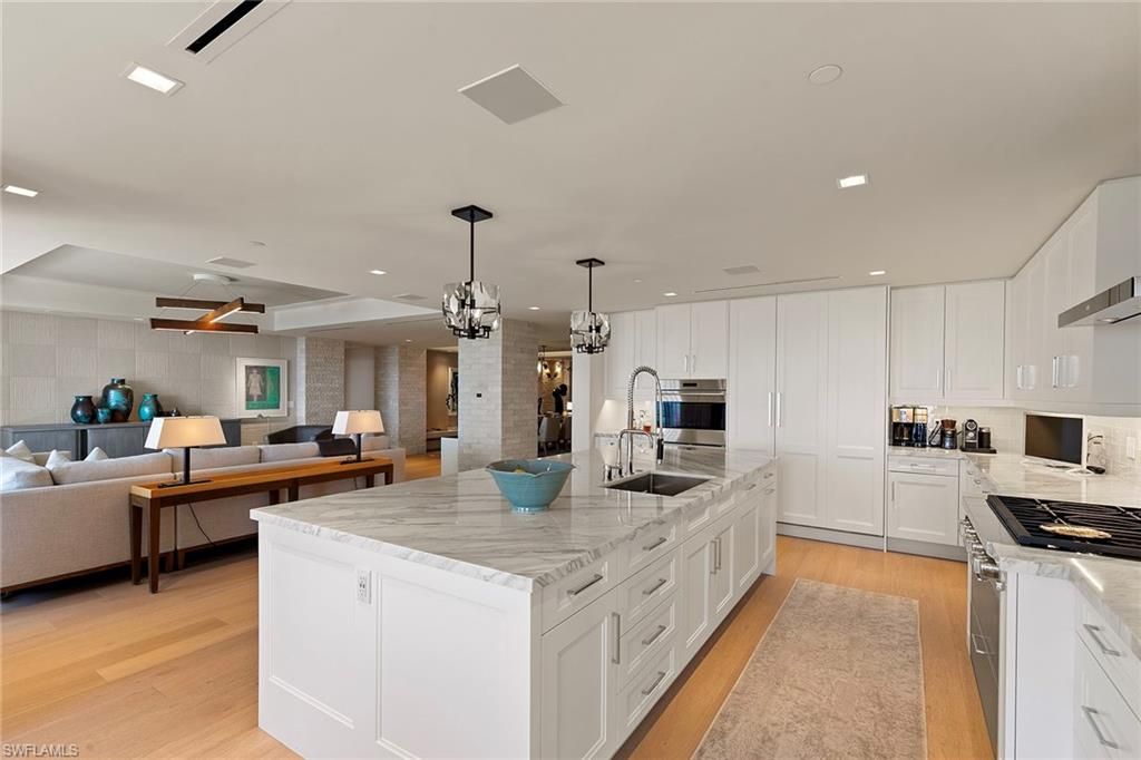 Interior, Kitchen, Living room, Pendant Lights, Recessed Lighting, Stainless Steel Appliances, Wood Texture Flooring