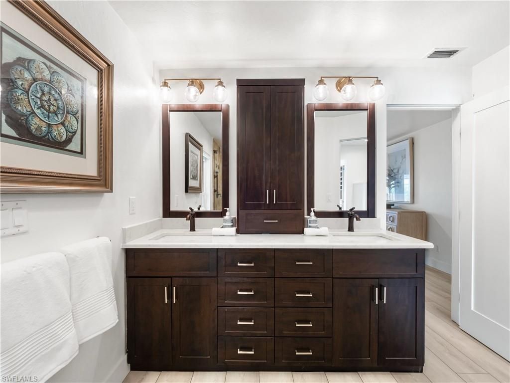 Bathroom, Dual Sink Vanities, Interior, Wood Texture Flooring