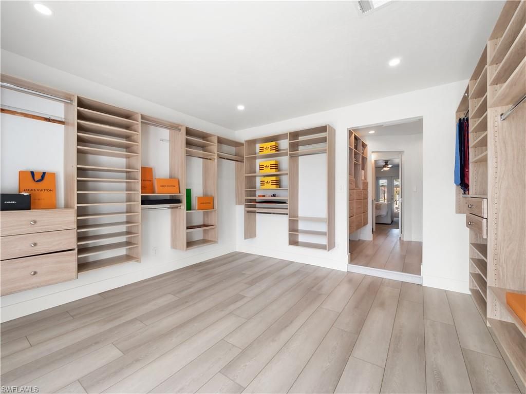 Interior, Recessed Lighting, Walk-in Closets, Wood Texture Flooring
