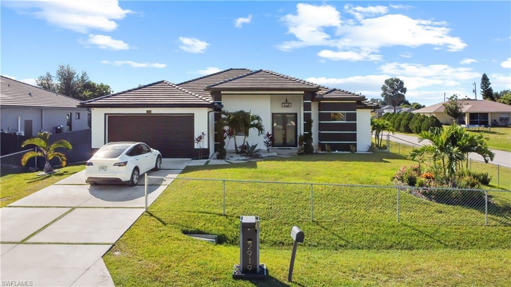 Attached, Backyard, Exterior, Facade, Mediterranean