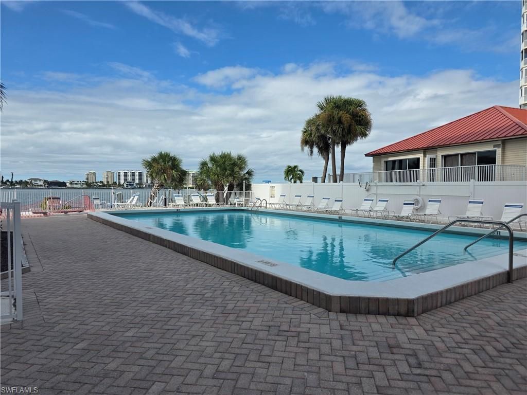 Exterior, Pool, Water