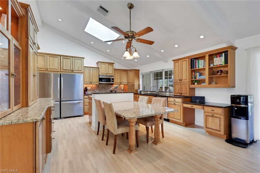 Dining room, Interior, Kitchen, Recessed Lighting, Stainless Steel Appliances, Wood Texture Flooring