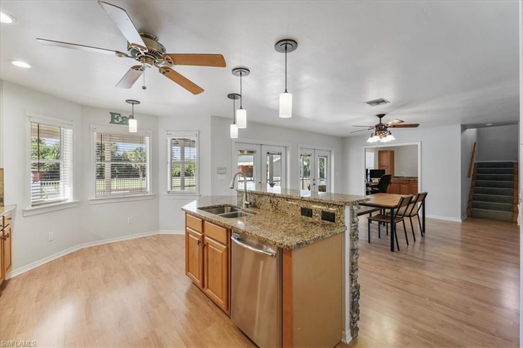 Dining room, Interior, Kitchen, Pendant Lights, Recessed Lighting, Wood Texture Flooring