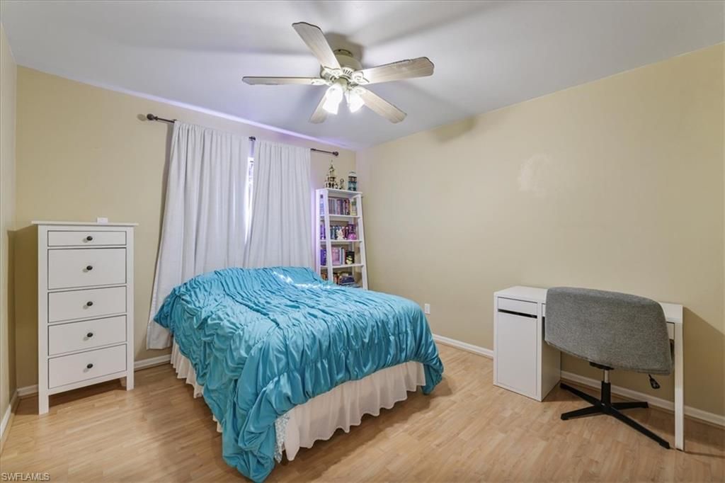 Bedroom, Home Office, Interior, Wood Texture Flooring