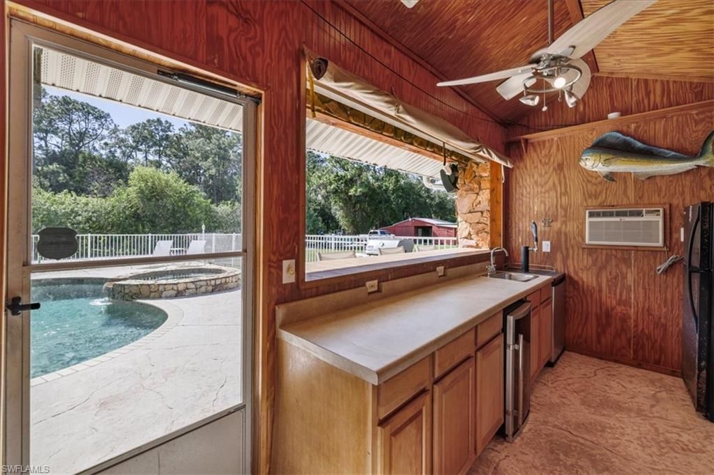 Interior, Pool, Wooden Walls
