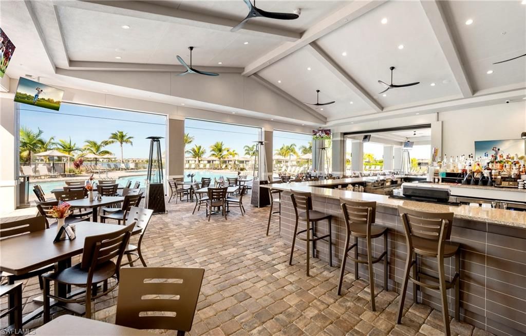 Dining room, Interior, Recessed Lighting, Water