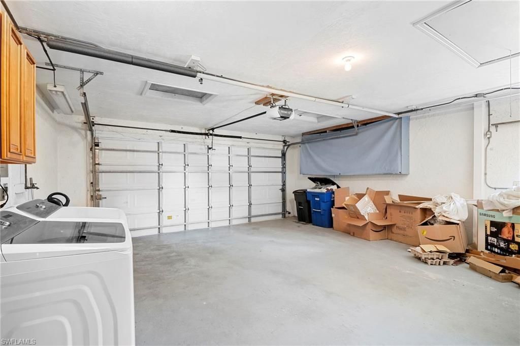 Garage, Interior, Washer