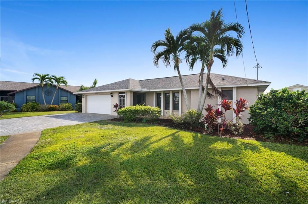 Attached, Backyard, Exterior, Facade, Ranch