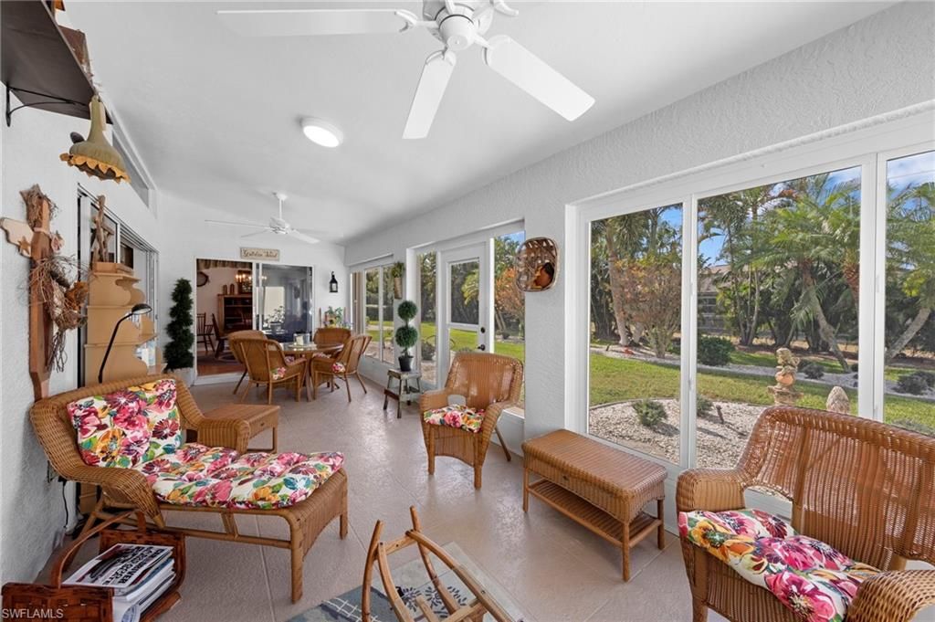 Dining room, Interior, Sun Room