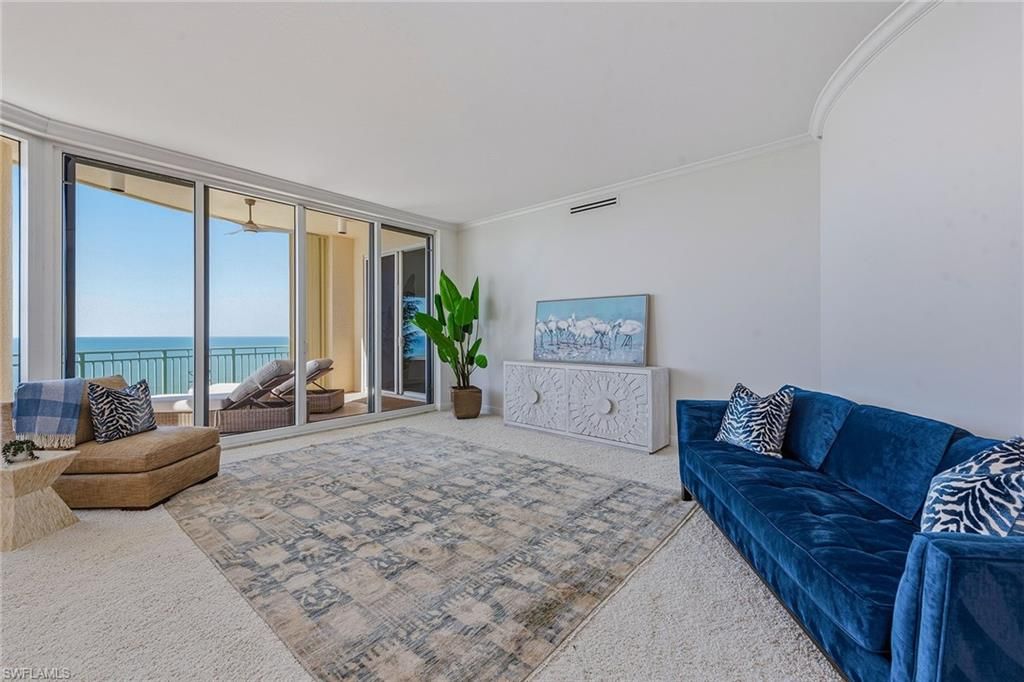 Bedroom, Interior, Living room, Water