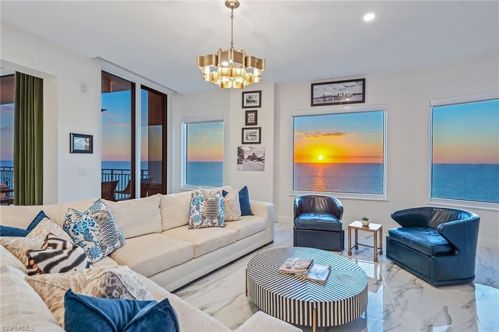 Chandelier, Interior, Living room, Marble, Pendant Lights, Recessed Lighting, Water