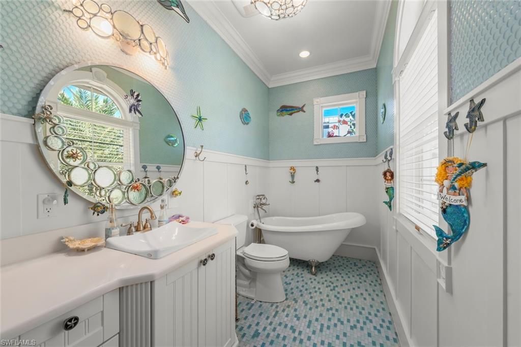 Bathroom, Free Standing Baths, Interior, Recessed Lighting