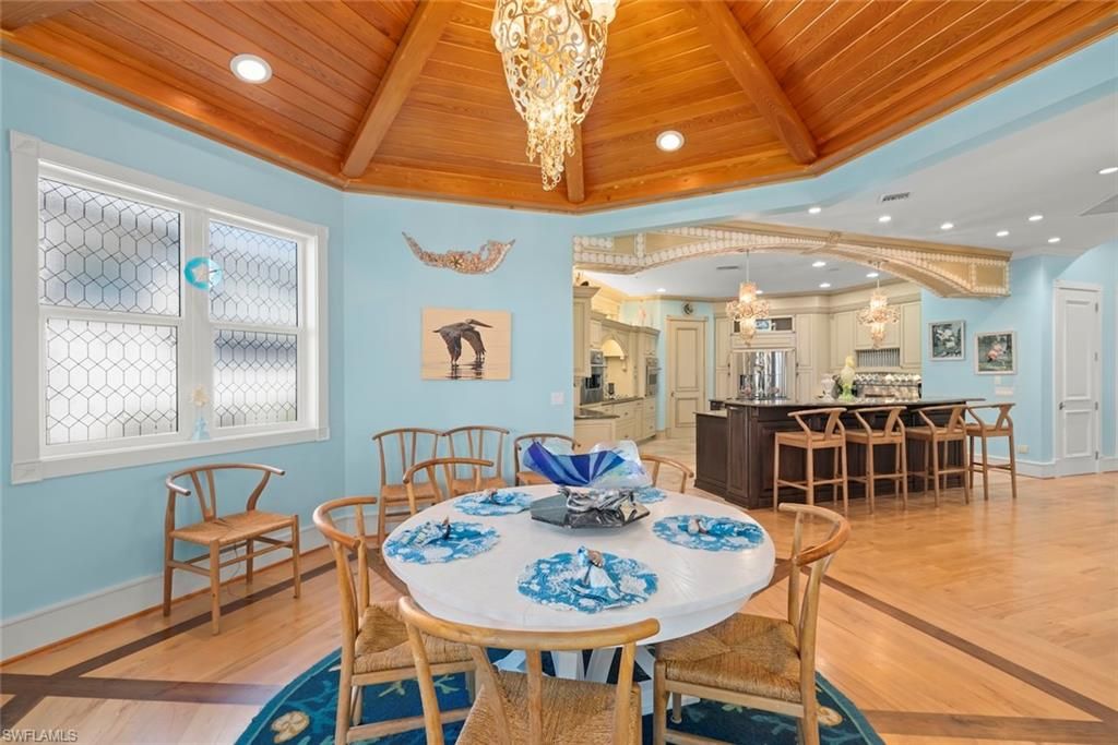 Chandelier, Dining room, Interior, Kitchen, Recessed Lighting, Wooden Beams, Wooden Ceilings, Wood Texture Flooring